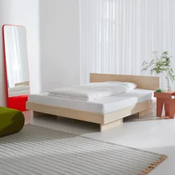 OUT Objekte unserer Tage Zians Large Doppelbett 180x200cm mit Kopfteil| Betten